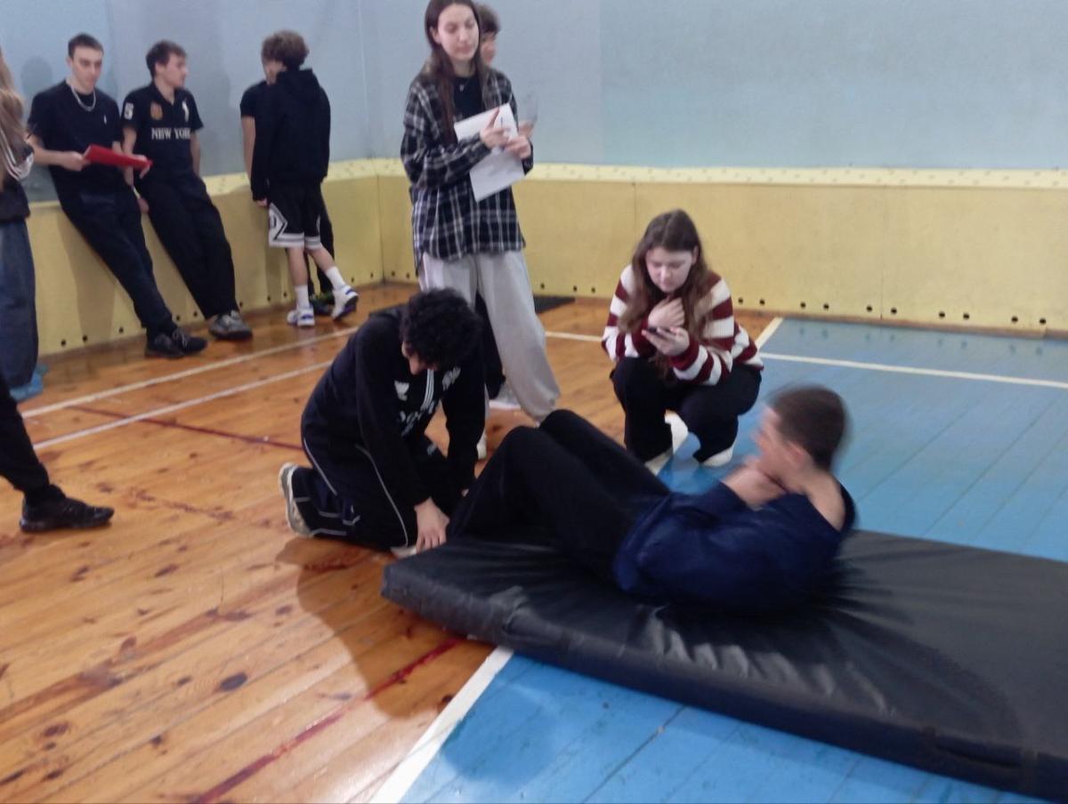 Спортивное соревнование по сдаче дисциплин, которые включены во Всероссийский физкультурно‑спортивный комплекс ГТО Фото 2